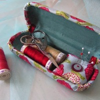 How-To: Glasses Case Sewing Kit