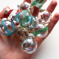 How-To: Vintage-Inspired Mini Glittered Ornaments