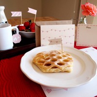 Free Printable: Breakfast in Bed Kit