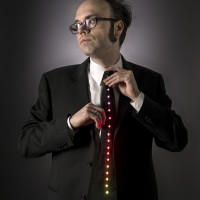 How-To: LED VU-Meter Necktie