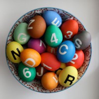 How-To: NYC Subway-Inspired Easter Eggs