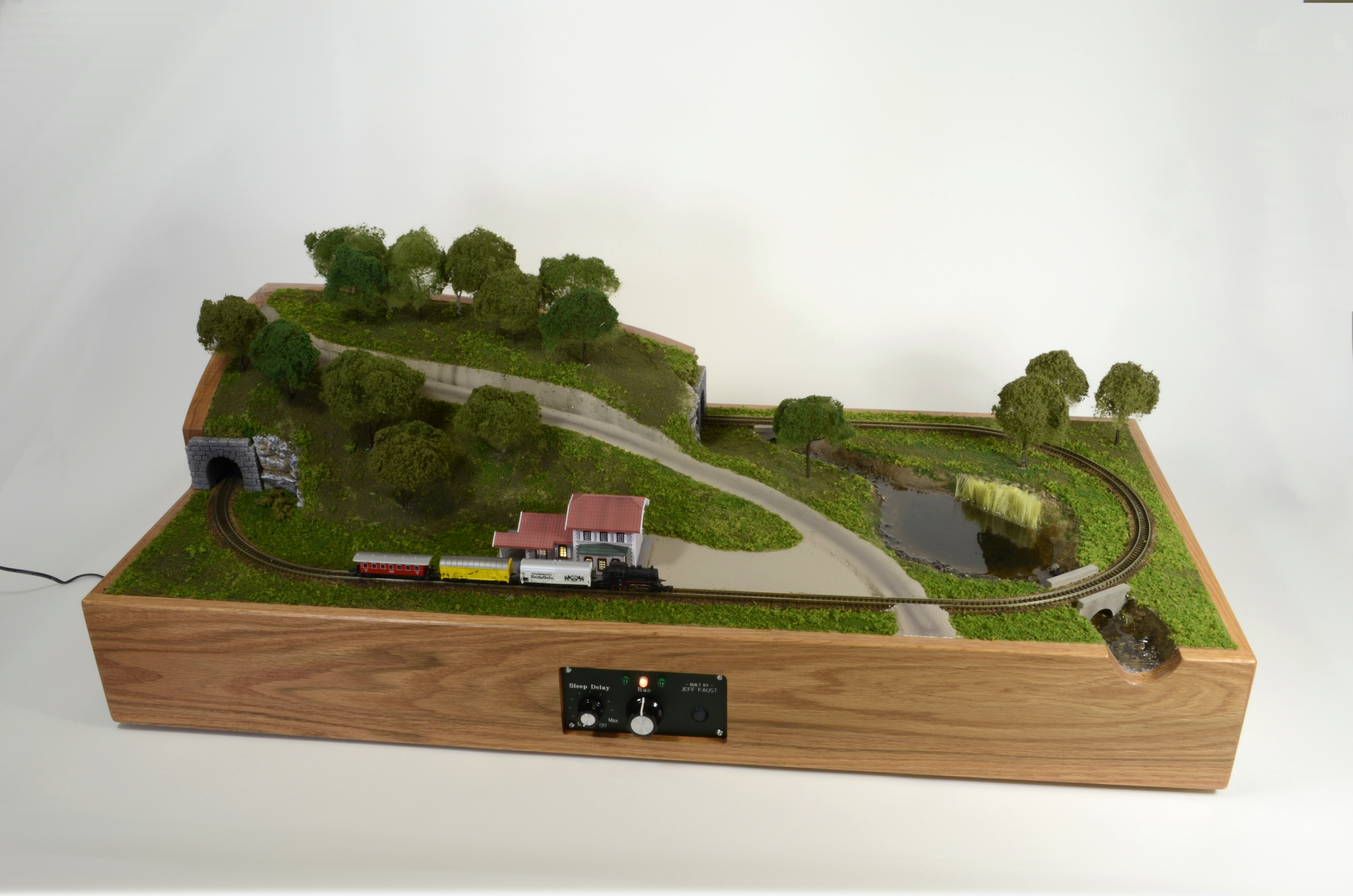 Bringing a Classic Marklin Z-Scale Model Railroad to Life 