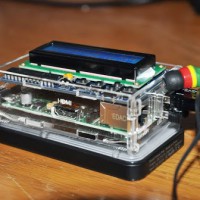 Raspberry Pi Show-and-Tell From the First Maker Training Camp