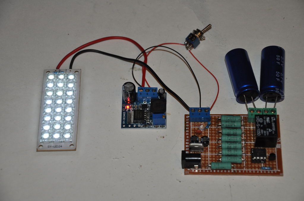 super-capacitor flashlight make: