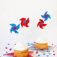 How-To: Edible Patriotic Pinwheels