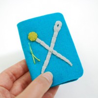 How-To: Easy Felt Needle Book