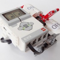 Lego Mindstorms EV3 Most Useless Machine