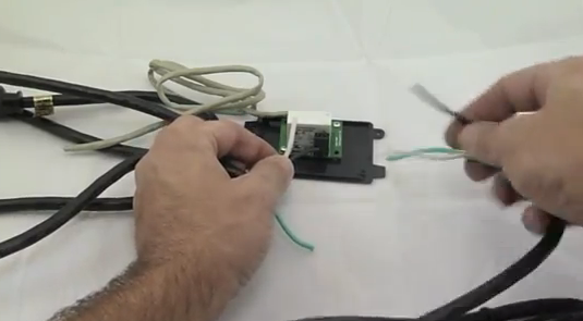 Build Your Own Relay-Triggered Power Cord