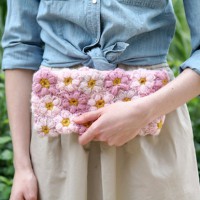 Crochet Inspiration: Mollie Flower Clutch