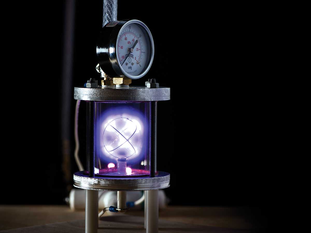 Learn How to Build a Nuclear Fusor