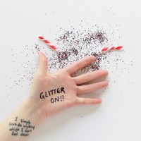 Merry Christmas + DIY Holiday Glitter Bombs