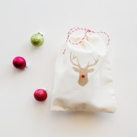 How-To: DIY Reindeer Gift Bags