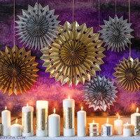 New Year’s Decor: DIY Paper Foil Stars