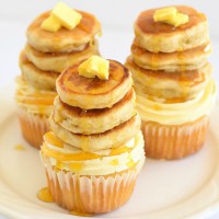 Recipe: Maple Cupcakes Stacked with Mini Buttermilk Panackes