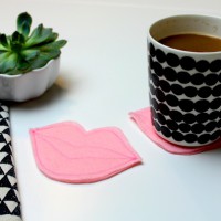 How-To: Kissing Lips and Conversation Hearts Coasters