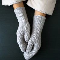 How-To: Seed Stitch Mittens