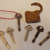 Random Antique Store Keys Open Vintage Locks