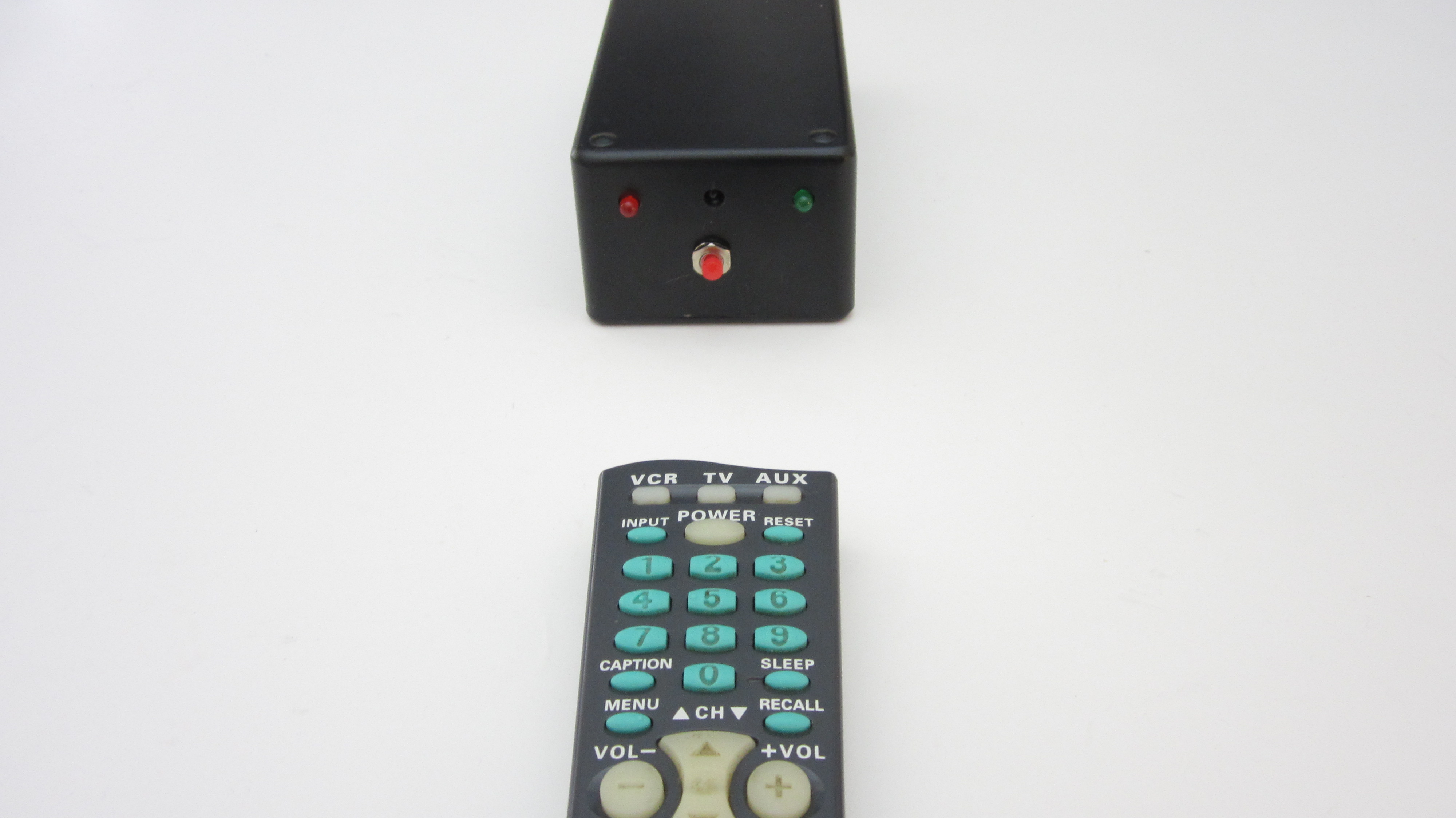 DIY Hacks & How To’s: Remote Control with an Arduino