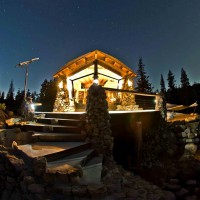 Pro Snowboarder Mike Basich’s Off-Grid DIY Home in the Sierras