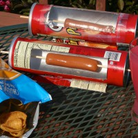 How-To: Solar Hot Dog Cooker From A Pringles Can