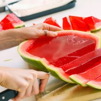 Recipe: Full Watermelon Jell-O Shots