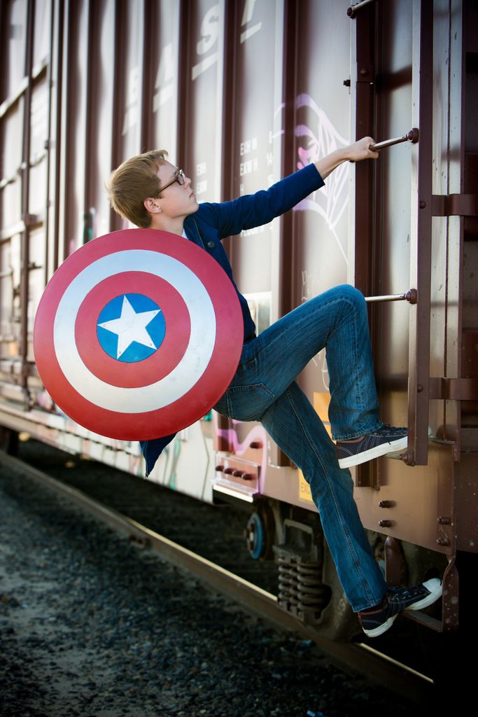 you can make a captain america shield make: