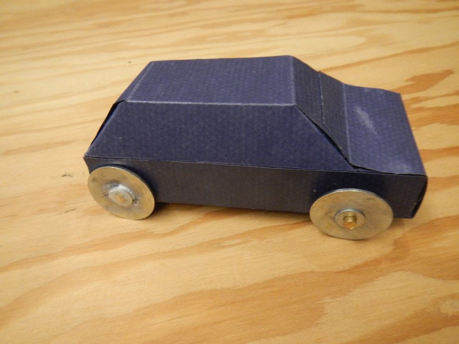 Nerdy Derby Paperboard Car