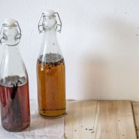 How-To: Homemade Vanilla and Lavender Extracts