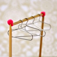 How-To: Turn Paperclips into Mini Hangers for Dolls or Displays