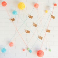 How-To: Yarn Ball Escort Card Display