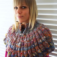 Knit It: Venetian Blind Capelet