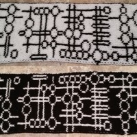 Alien Glyph Double Knit Scarf Pattern