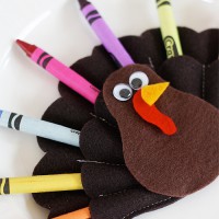 How-To: Turkey Crayon Caddy