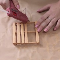 DIY Mini Pallet Coaster