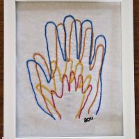 How-To: Embroidered Family Hands Art