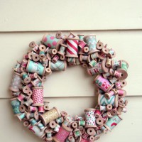 How-To: Wooden Thread Spool Wreath