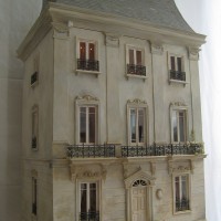 “La Petite Maison,” A Dollhouse Five Years in the Making