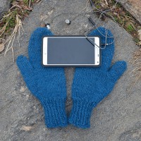 DIY Smart Phone Mittens