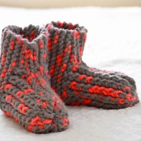 Cozy Knitting: Snow Day Slippers