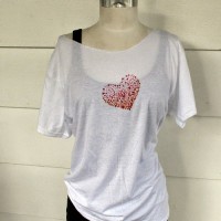 Valentine Fashion: Dye and Glitter Heart T-Shirt