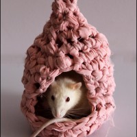 DIY Crocheted Rodent Residence From Upcycled Sheets