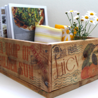 Pallet Hacks: Make a Vintage Fruit Crate with Wax Paper Transfers