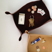 Make a  Collapsible Leather Coin and Key Tray