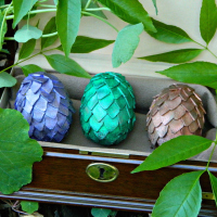 Easter Geek Craft: Game of Thrones-Inspired Dragon Eggs