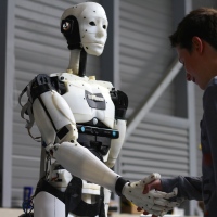 Saint-Malo Mini Maker Faire is the Greatest Show & Tell in France