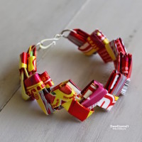 Super-Sweet Kid Craft: Starburst Candy Wrapper Bracelets