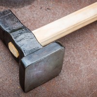 Blacksmithing Basics: Forge Your Own Flatter