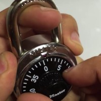 Hacker Defeats a Master Combo Lock in Under Eight Tries