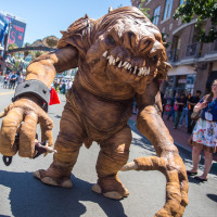 This Rancor Suit Is the Most Realistic Star Wars Cosplay Ever