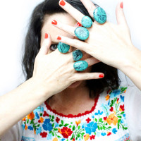 Marbling Magic: Make Faux Turquoise Rings with Nail Polish and Rocks
